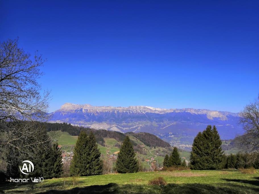 Villa La Tour En Belledonne Theys Exterior foto